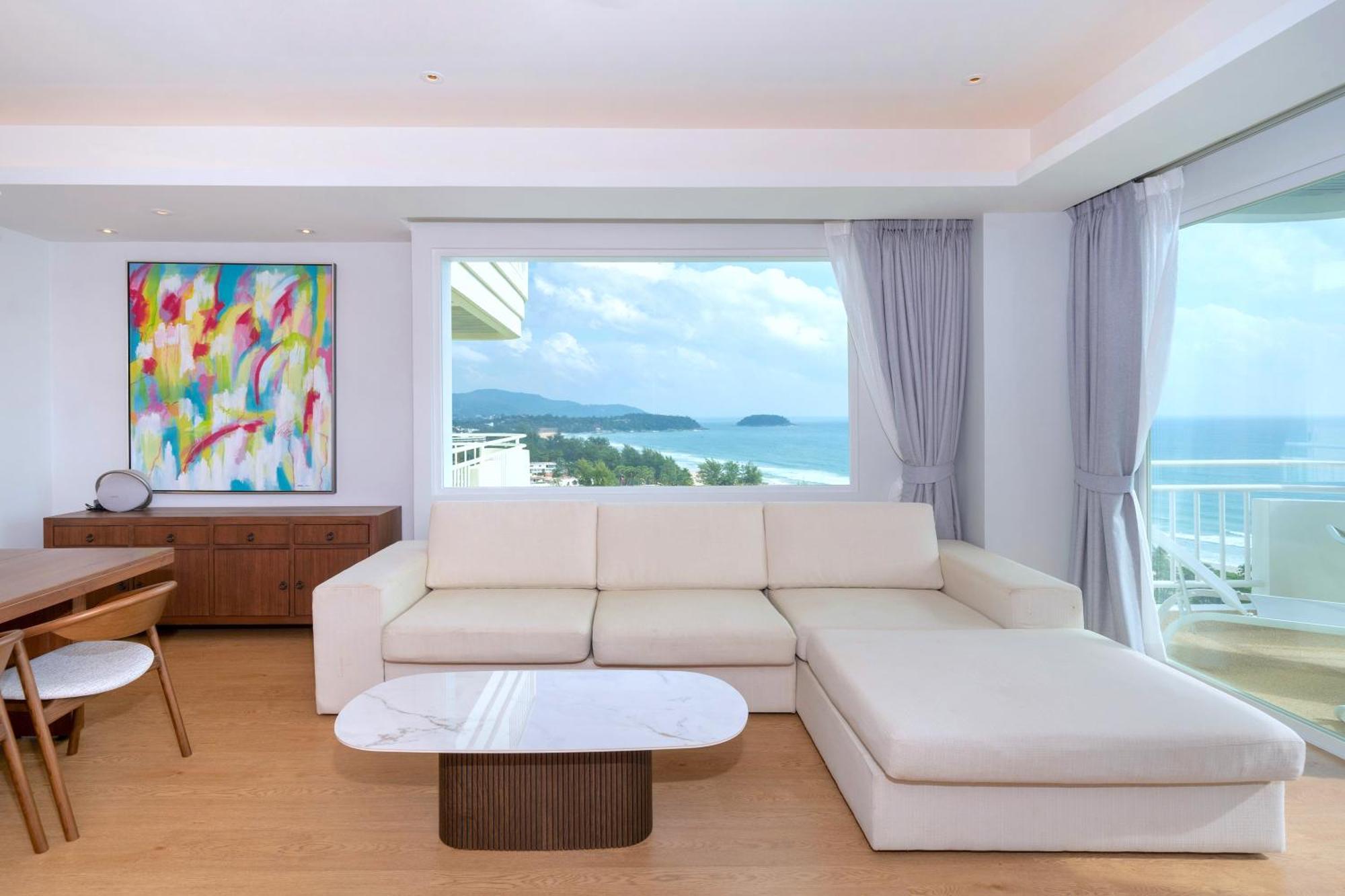 Chic Design & Full Seaview 2br 16c, Near Apartment Karon